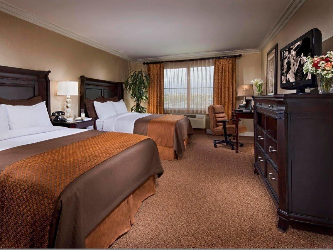 Best Western Ontario Mills Mall Ngoại thất bức ảnh
